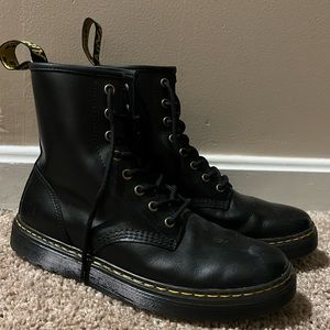 DR.MARTENS LADIES SIZE 10 MENS SIZE 9